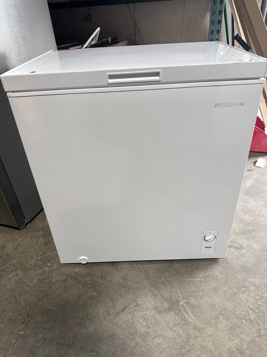 Insignia 7 cubic ft freezer