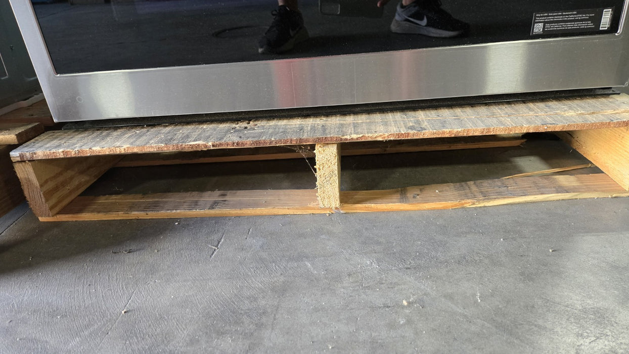 LG WCEP6423F  30" Smart Built-In Microwave Combo Wall Oven W/Air Fry/no Preheat!