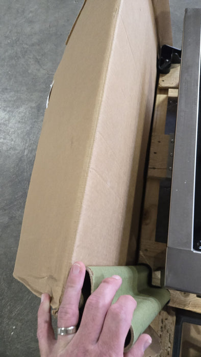 Thermador PCG486WD Professional Series  48" Gas Rangetop with Griddle Warranty!!