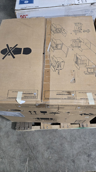 Thermador TCM24TS Coffee 24” Smart Built In Coffee Machine Stainless Steel