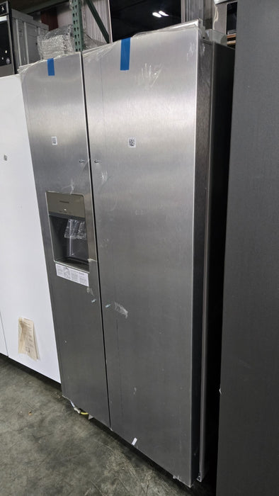 Frigidaire FRSS26L3AF 25.6-cu ft Side-by-Side Refrigerator with Ice and Water SS