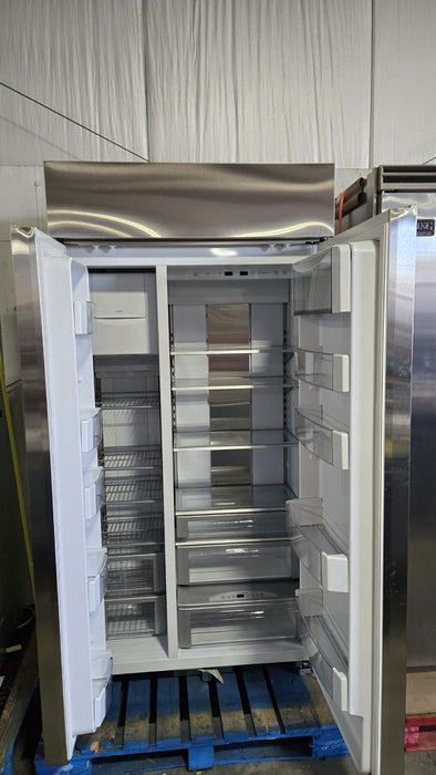 Monogram 42" Built-in Side by Side Refrigerator and Handle Kit - ZISS420NNSS