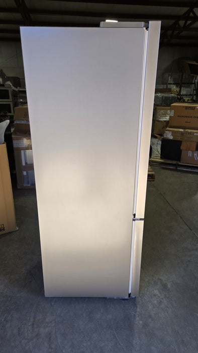 Fisher Paykel RF135BDLUX4N 25" Stainless Fridge - Bottom Freezer w/ Ice & Water 
