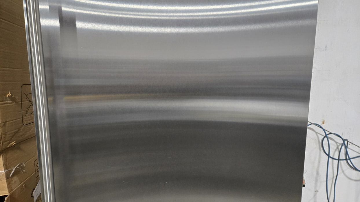 Viking VCBB5363ERSS Built-in Fridge W/ Bottom Freezer 5 Year Warranty Included!!